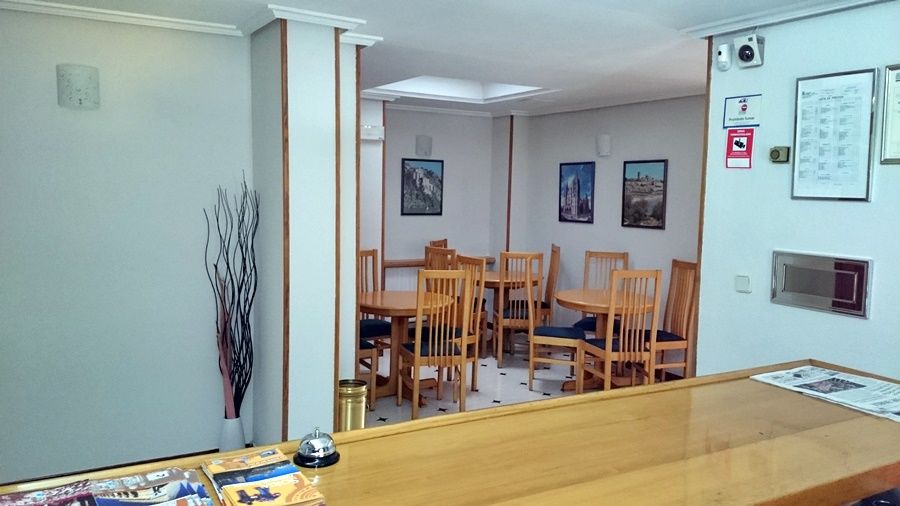 Alvi Hotel Soria Bagian luar foto