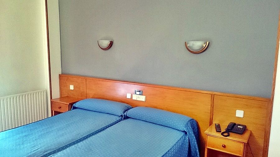Alvi Hotel Soria Bagian luar foto
