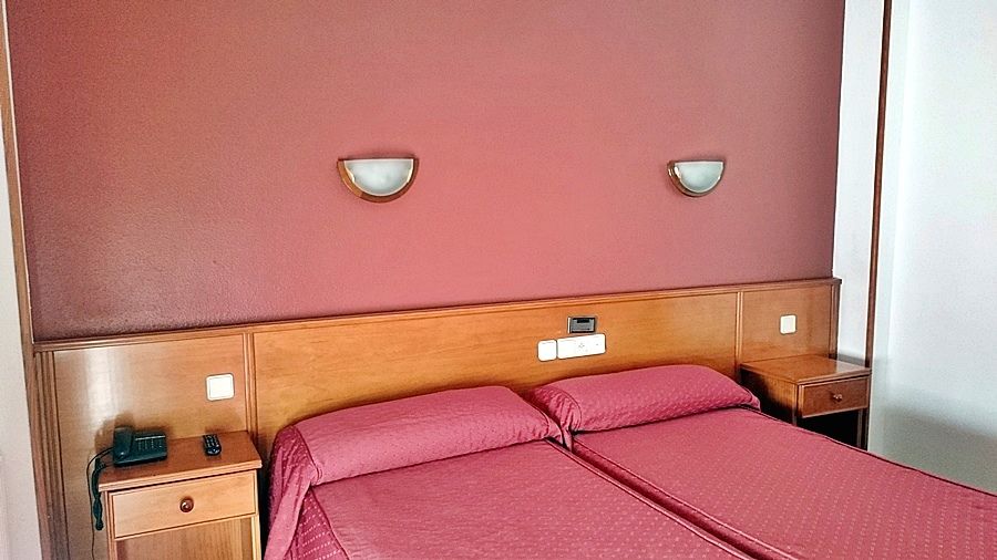 Alvi Hotel Soria Bagian luar foto
